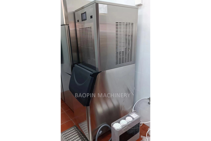 2 sets granular ice machine 200kg