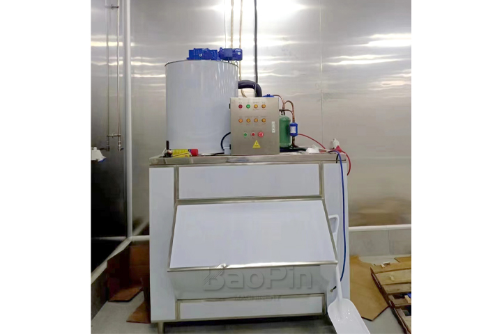 3 sets 2 ton stainless steel flake ice maker machines are sent to the United States